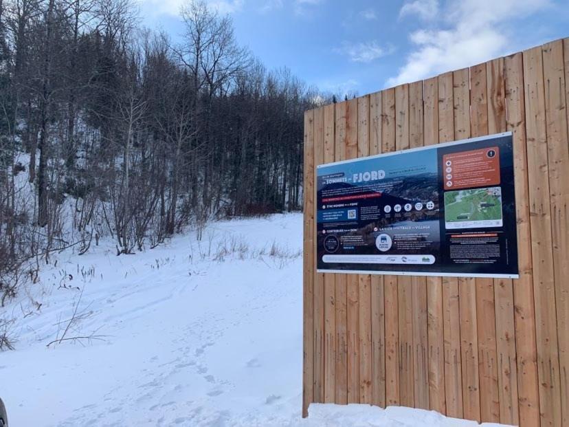 La Cabane Chez Jimmy Petit-Saguenay Exterior foto